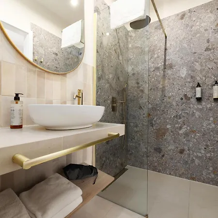 Apartamento Hetman Main Square *