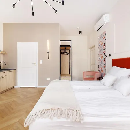 Hetman Main Square شقة